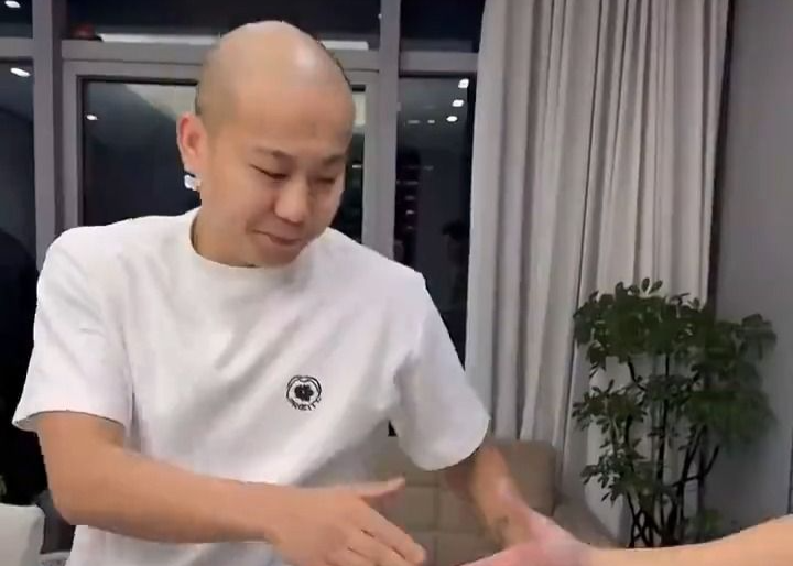 能否正式加入CBA？同曦男篮与著名街球运动员曹芳签订了试训合同？