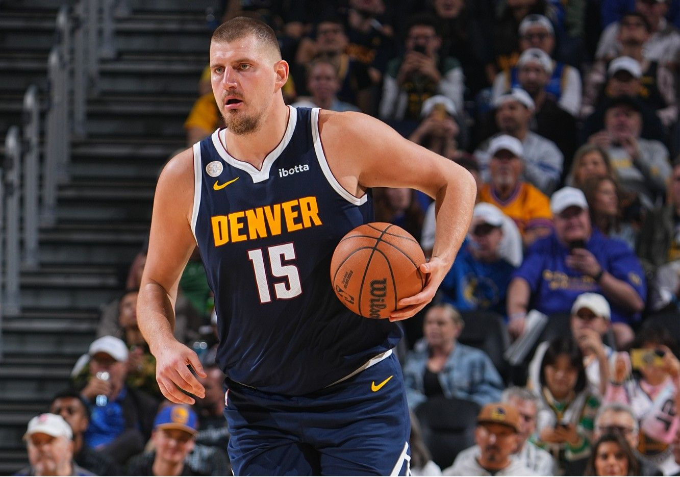 掘金vs公牛伤病报告：约基奇很有可能出战，怀特和布劳恩缺席。