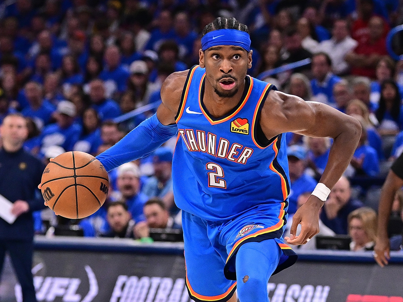 本赛季ESPN发布球队评级：雷霆独一，湖人队马刺排名第三。