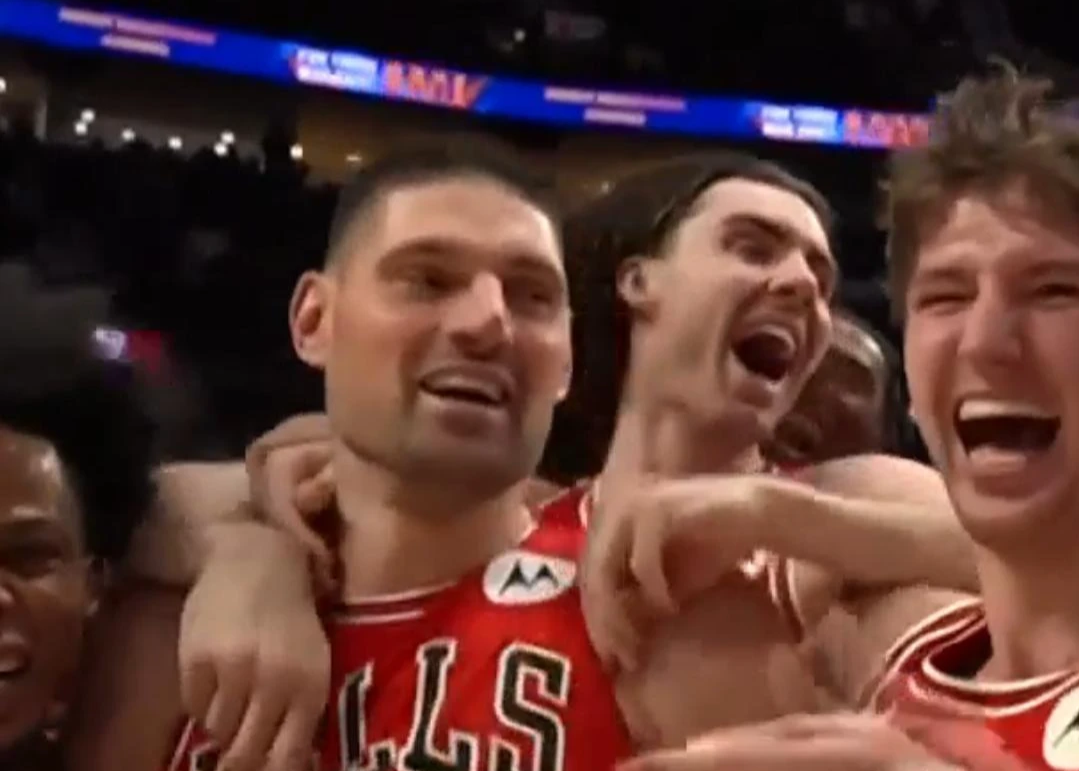 武切维奇三分杀开拓者  ，十年前谁敢想？真可惜