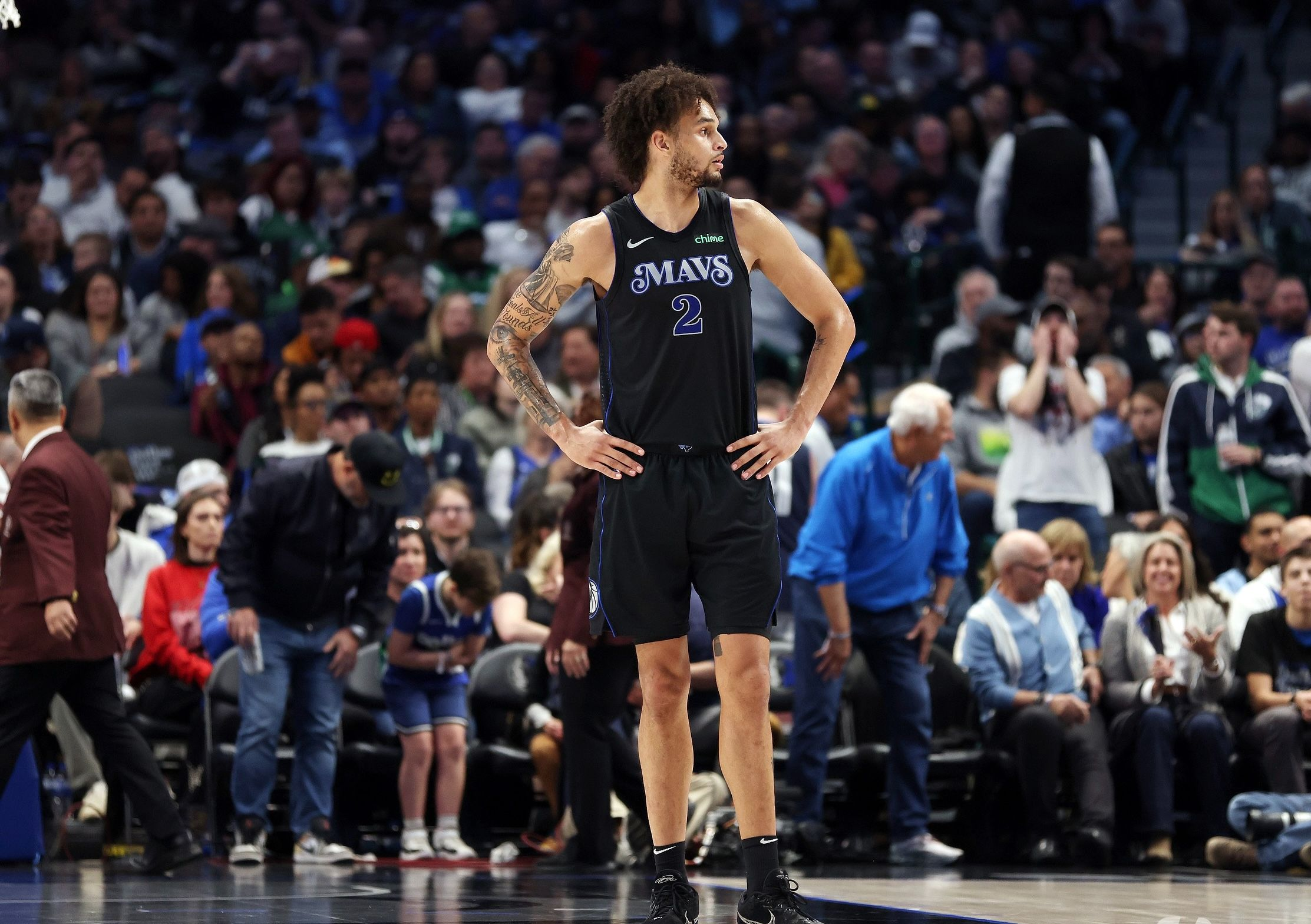 美记：莱夫利伤势不容乐观，恐怕会长期缺阵。