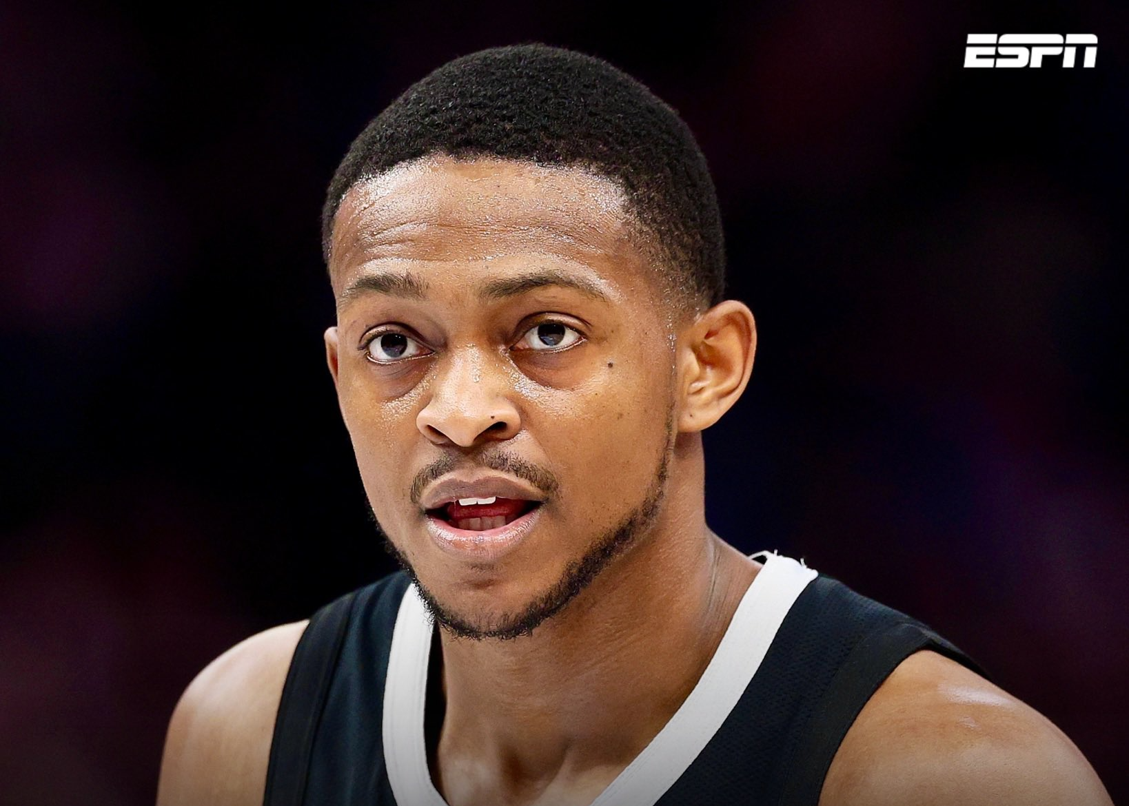 Shams：在对阵鹈鹕的比赛中，福克斯计划复出，迎来赛季首秀。