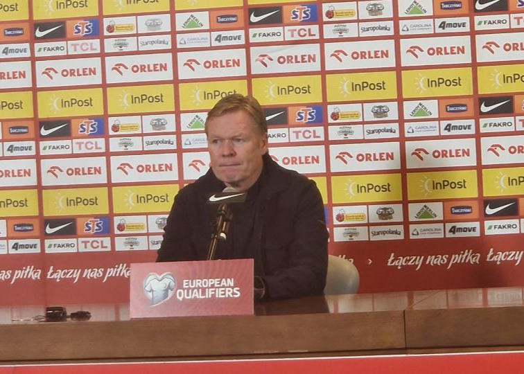 科曼批队：我们5名球员没有防守对手2人，表现非常糟糕。