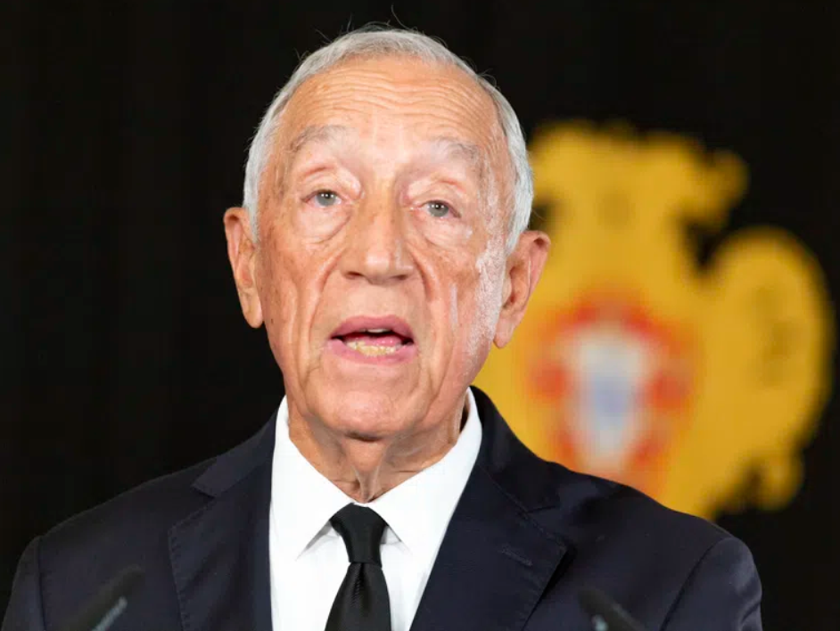 葡萄牙总统：我们有机会进11个球，C罗一定后悔没有参加比赛。