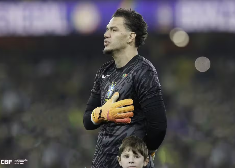 埃德森：拥有安切洛蒂这样的教练，无疑是成功的捷径。