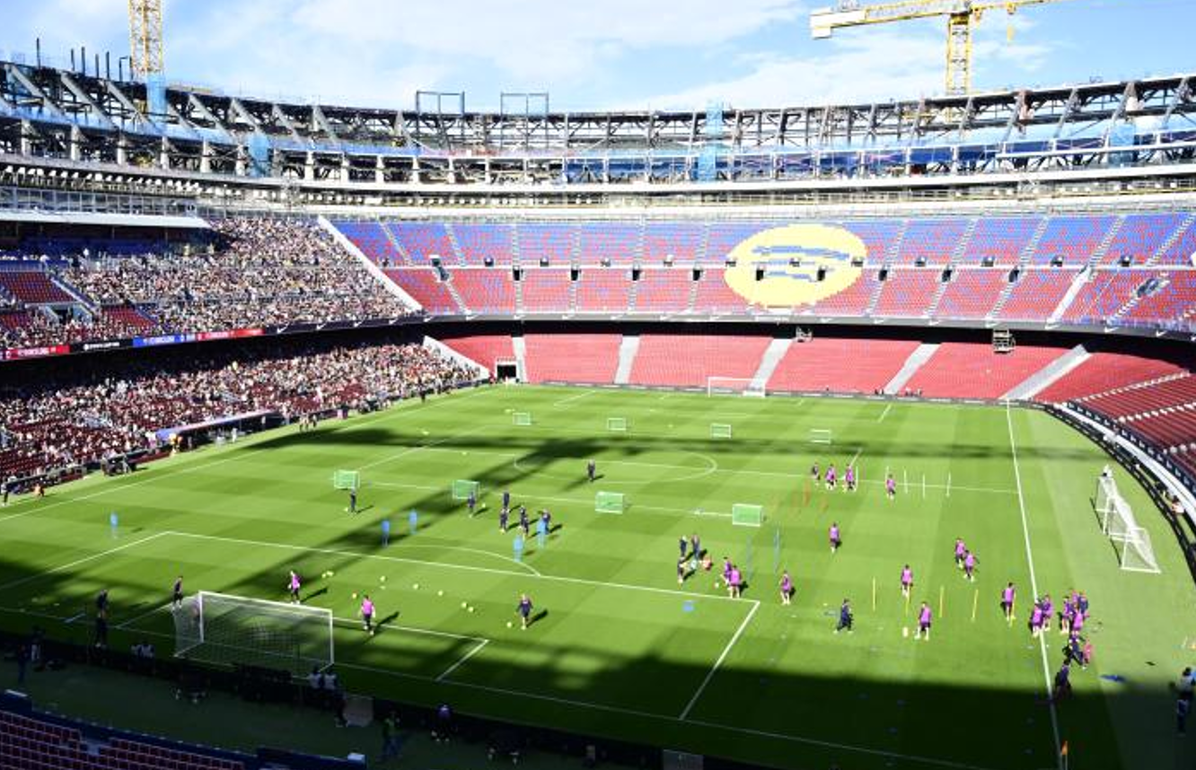 世界：巴萨正在等待重返诺坎普的批准，如果本周不行，就要等到月底。