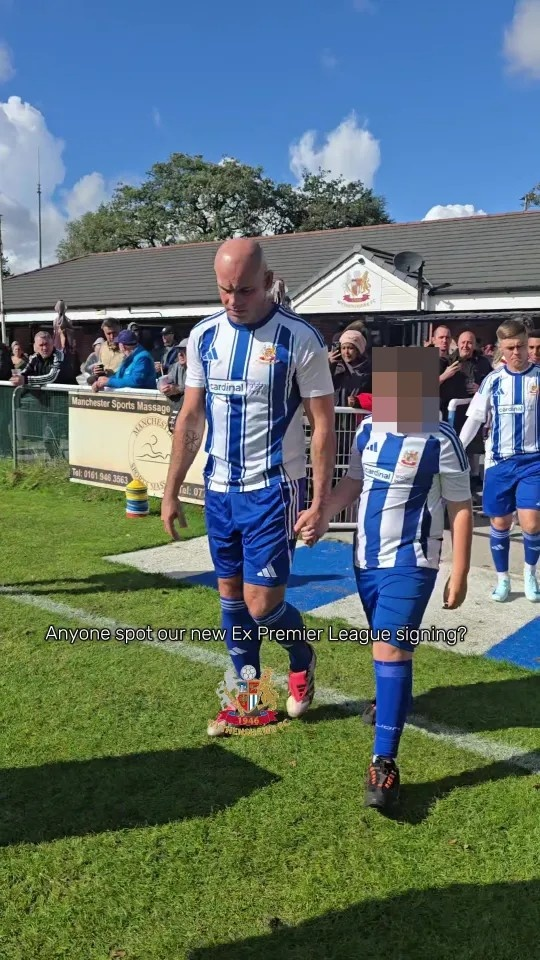 太阳报：时隔四年，曼联老将吉布森复出，加入英格兰第九级球队。