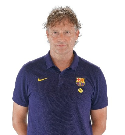 代弗里克指挥！每次谈论巴萨助教索尔格：勒夫前助理，曾经执教过德甲。