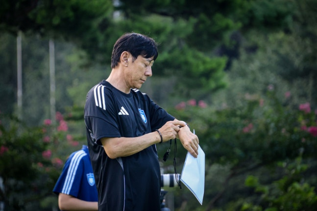 申台龙:我向球迷致歉,蔚山HD绝对不能离开顶级联赛