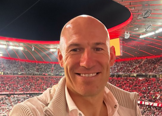 罗本重返安联球场观看比赛，拜仁官方：特别嘉宾-温布利先生