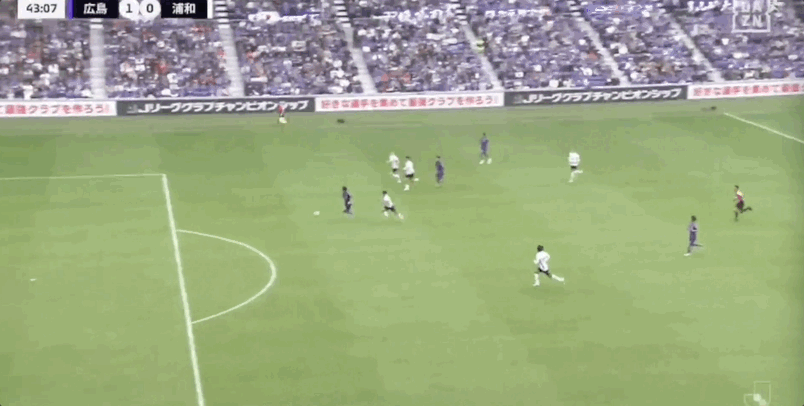 草地！木下康介反击破门，广岛三箭1-0浦和红钻